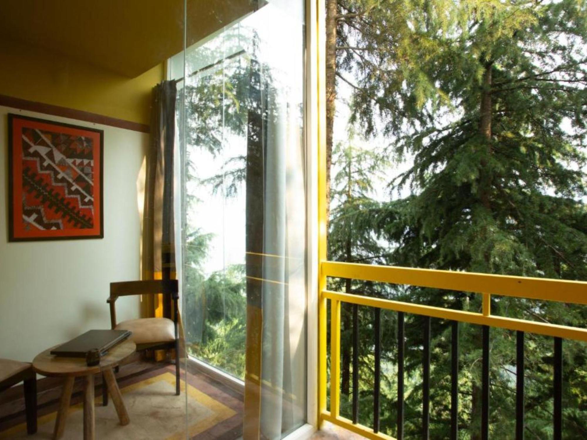 The Hosteller Khajjiar Quarto foto